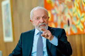 Lula amplia Desenrola, libera R$ 4 bilhões em novo pacote de crédito e tenta impulsionar economia às vésperas da eleição