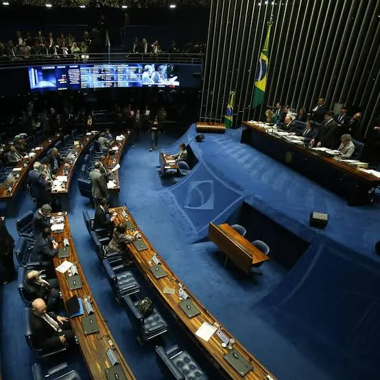 Corrida contra o recesso coloca Congresso diante de bomba fiscal de R$ 215 bilhões