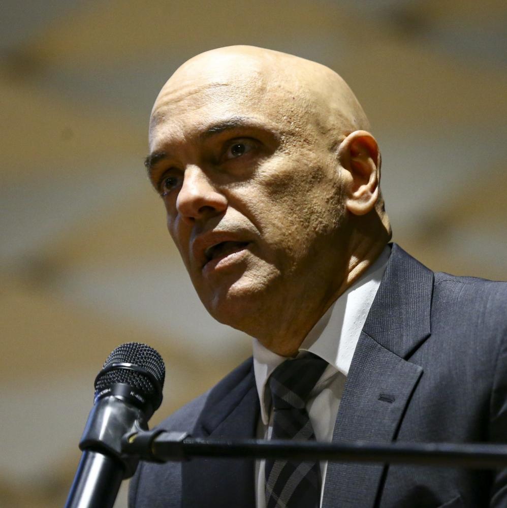 Moraes visita presídio feminino em Brasília