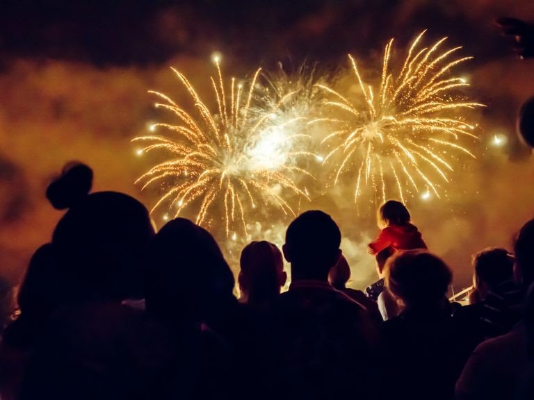 Projeto proíbe queima de fogos de artifício que produzam barulho