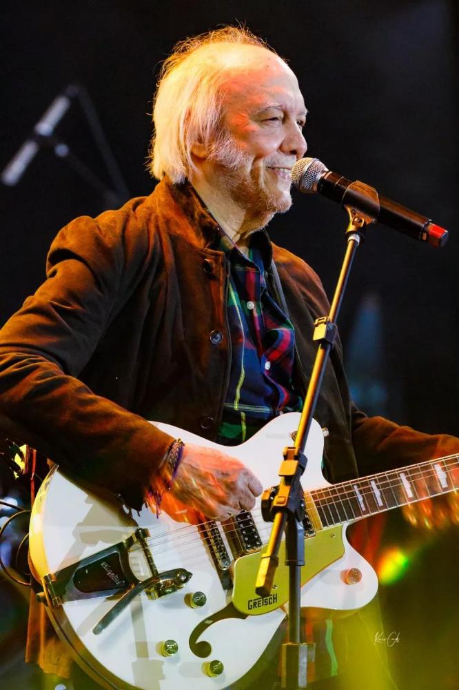 Morre Erasmo Carlos, pioneiro do rock e símbolo da Jovem Guarda no Brasil 