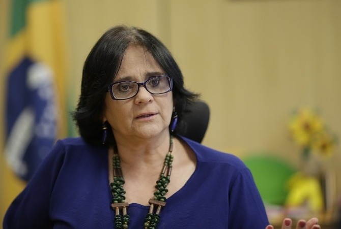 Comissão de Anistia tenta reverter decisões de Damares