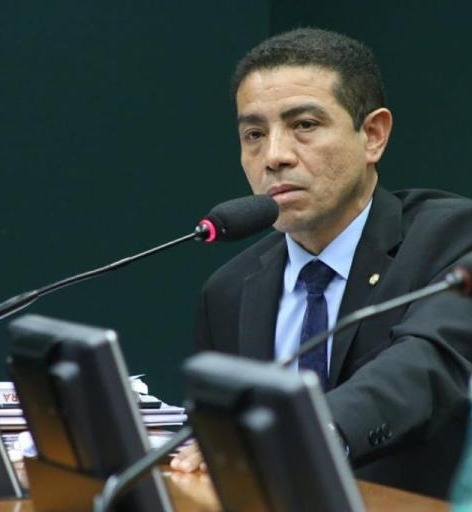 Deputado do Maranhão retira nome do pedido da CPMI