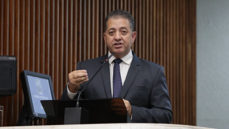 Deputado Cobra Repórter (PSD) pede providência ao ministro da Infraestrutura sobre instalação de cancelas nas linhas férreas