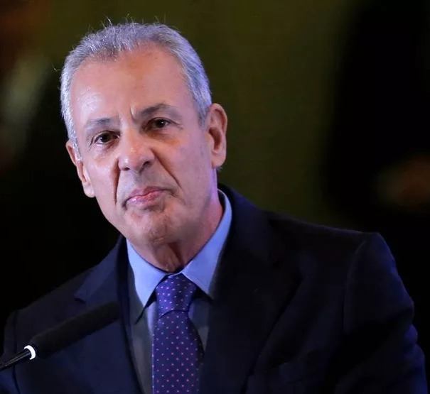 Ex-ministro Bento Albuquerque presta depoimento à PF sobre joias nesta terça (14)