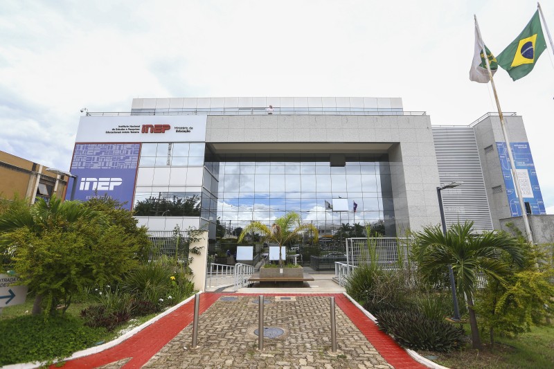 Gabaritos do Enem serão divulgados hoje