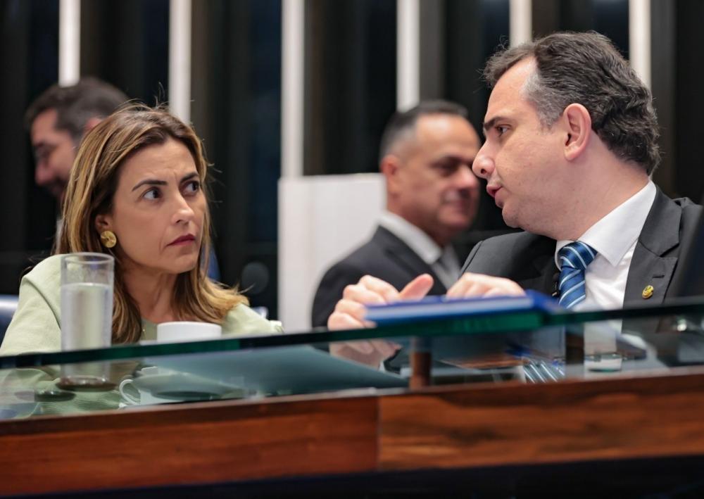 Pacheco dá 48 horas para senadores confirmarem assinaturas na CPI do Senado