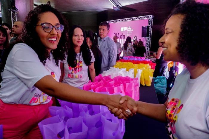 Secretaria de Políticas para a Mulher realiza a “Semana Una-se, Mulher”