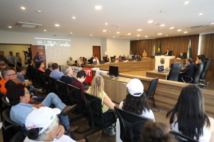Audiência Pública debate uso consciente da água no Paraná