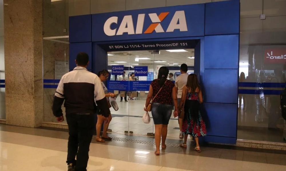 Caixa paga novo Bolsa Família a beneficiários com NIS de final 3