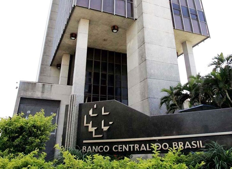 Lula escolhe economista e servidor para compor diretoria do Banco Central