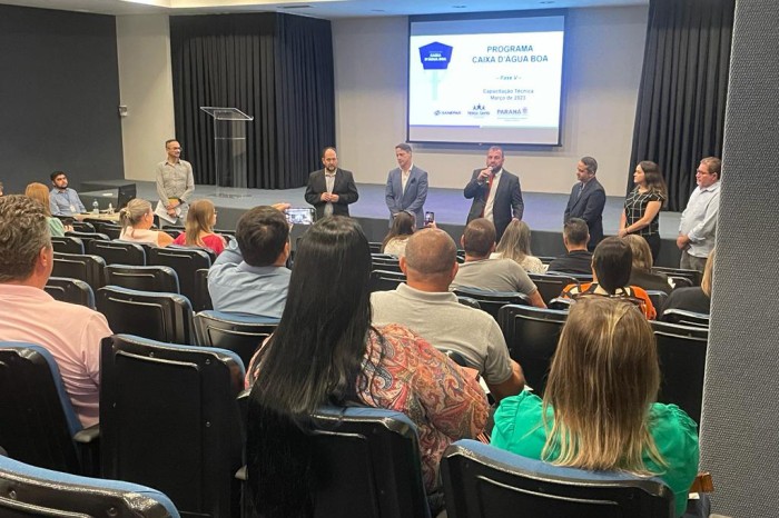 Técnicos municipais são capacitados para nova fase do programa Caixa D'Água Boa