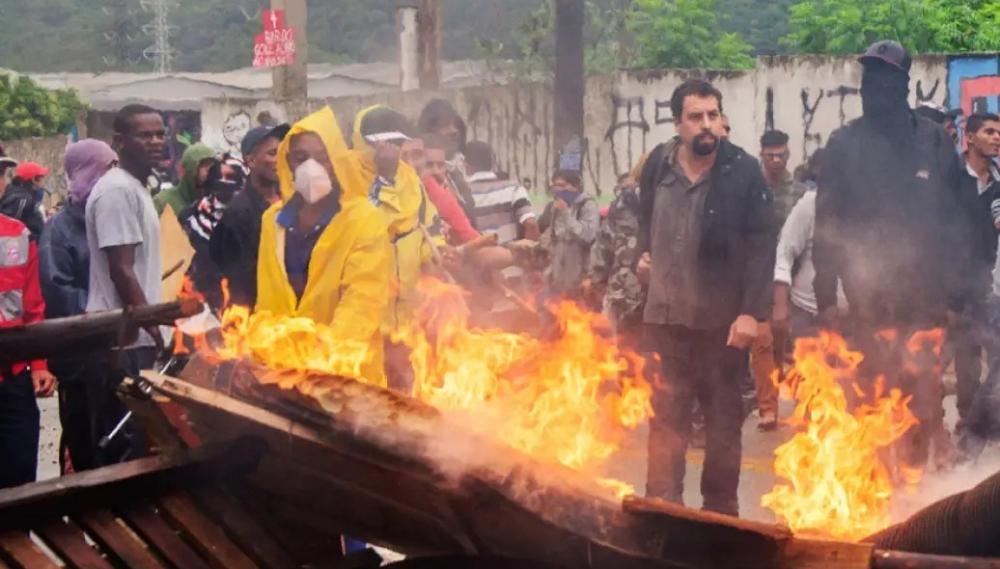 Fux arquiva representação de Eduardo Bolsonaro e Pollon contra Boulos