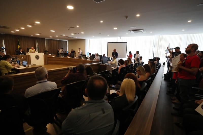 Projeto que trata da reforma administrativa do Estado é aprovado na CCJ