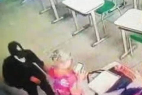 Adolescente de 13 anos mata professora esfaqueada em escola de SP