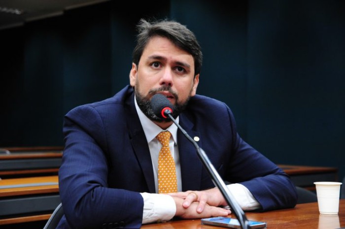 Projeto permite à mãe continuar recebendo BPC após morte de filho com deficiência