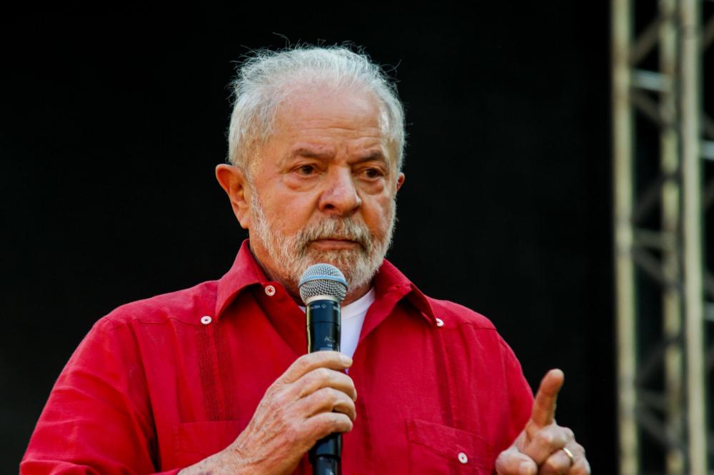 Lula mantém sigilo sobre gastos de viagens e visitas na Economia