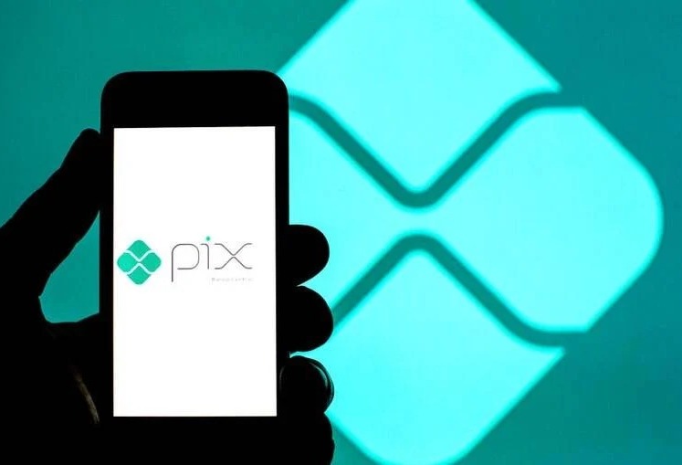 Transações via Pix registram novo recorde com 122 mi de operações em 24 horas