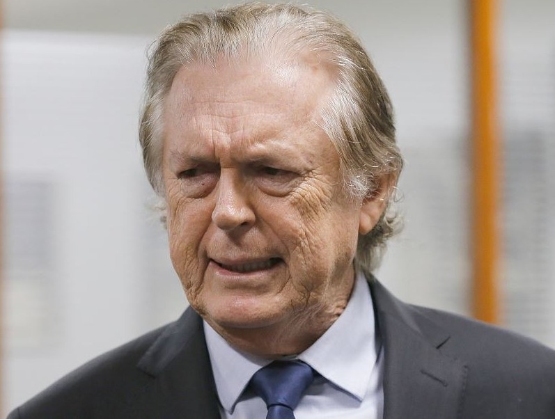 Bivar não abrirá mão de mandatos de deputados que se rebelaram contra Partido