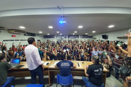 Greve dos Professores acontece hoje, 25, em Campo Grande