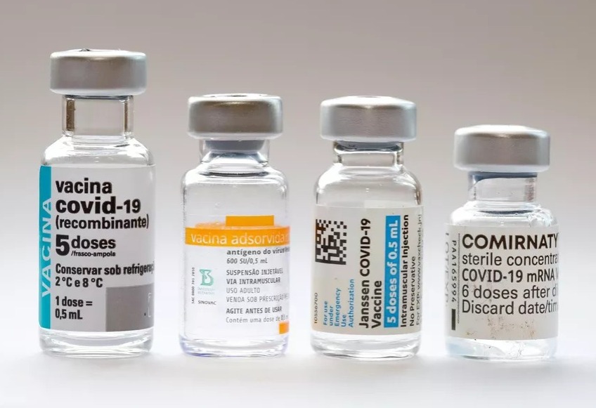 Ministério da Saúde alerta sobre riscos de trombose em vacinas da AstraZeneca e Janssen