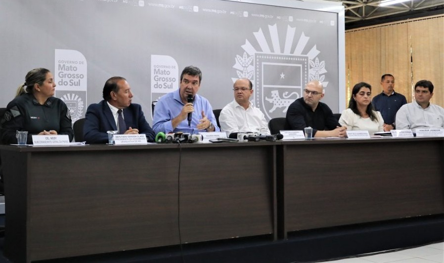 Riedel reforça segurança com helicópteros e botão do pânico nas escolas