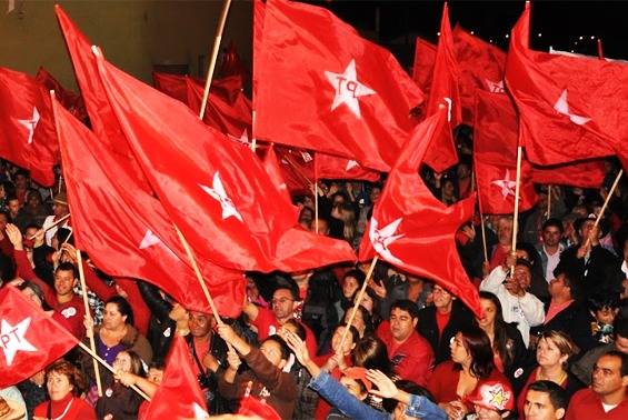 Políticos do alto escalão do PT não pagam mensalidades para a sigla