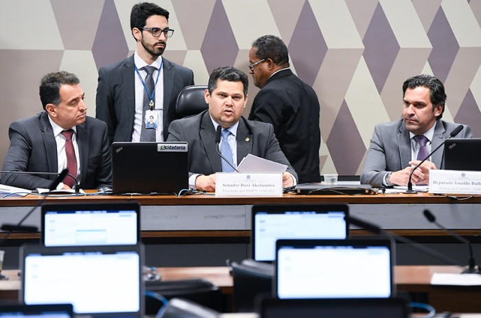 Comissão da MP de reestruturação dos ministérios retoma trabalhos nesta quinta