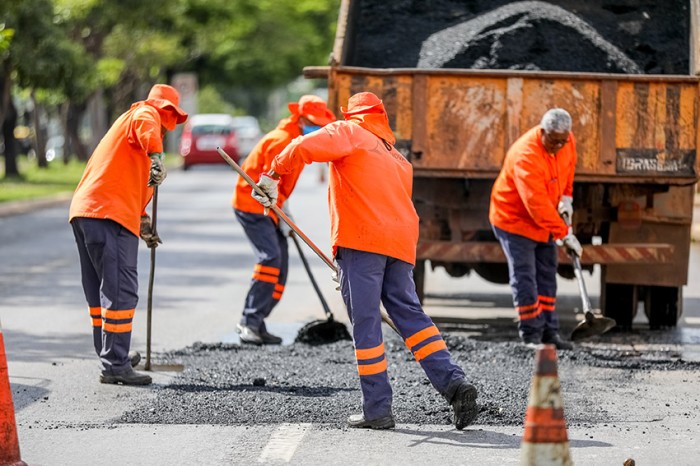 Em três meses, mais de R$ 23 milhões para recuperar vias pavimentadas