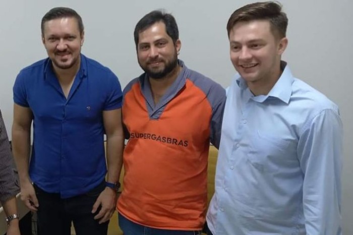 Emenda do deputado Lucas de Lima ajuda na compra de ambulâncias UTIs para Rio Brilhante