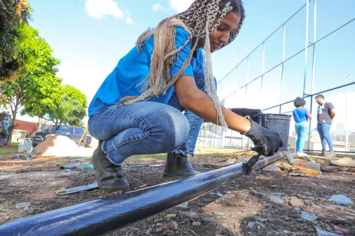 DF tem mais de 35 mil profissionais qualificados em programas do governo