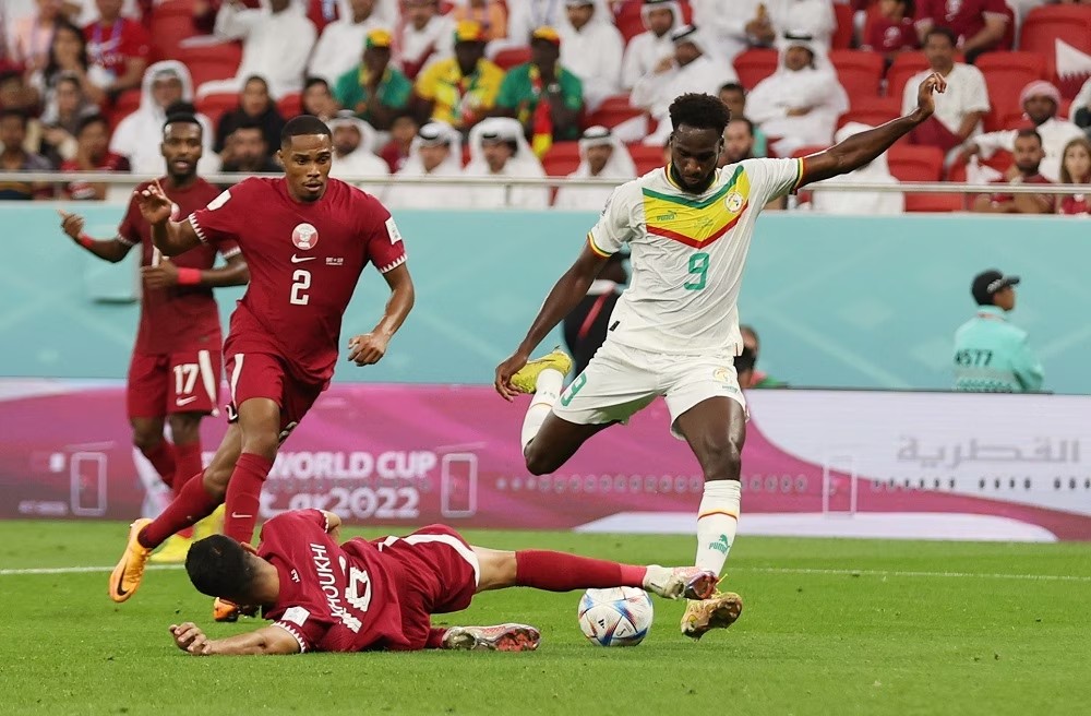 Senegal vence anfitrião por 3 x 1 pelo grupo A da Copa do Mundo