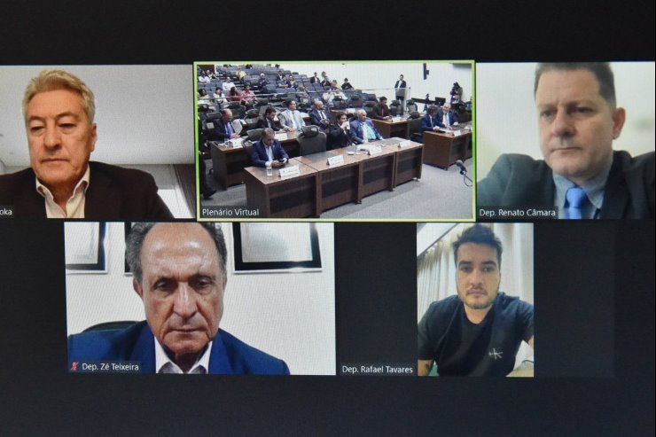 Ordem do Dia: Dois projetos do Poder Judiciário são aprovados pelos deputados 